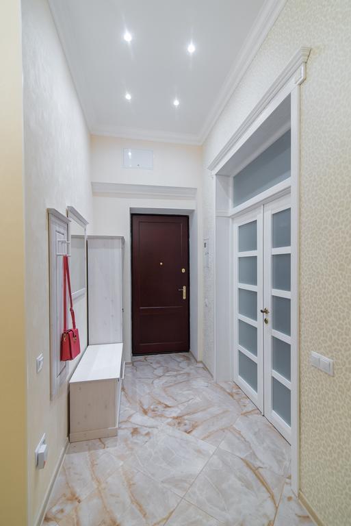 Vip Apartment Na Derebasovskoi Odesa Exterior foto